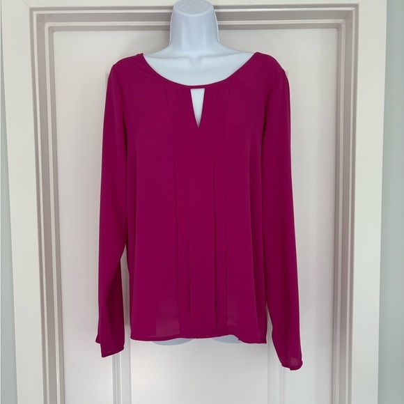 NWT Express Long Sleeve Notched Top Size L - Picture 1 of 7